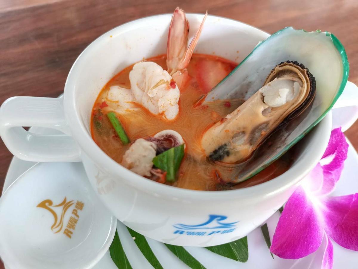Ruean Phae Royal Park Hotel Phitsanulok Eksteriør bilde