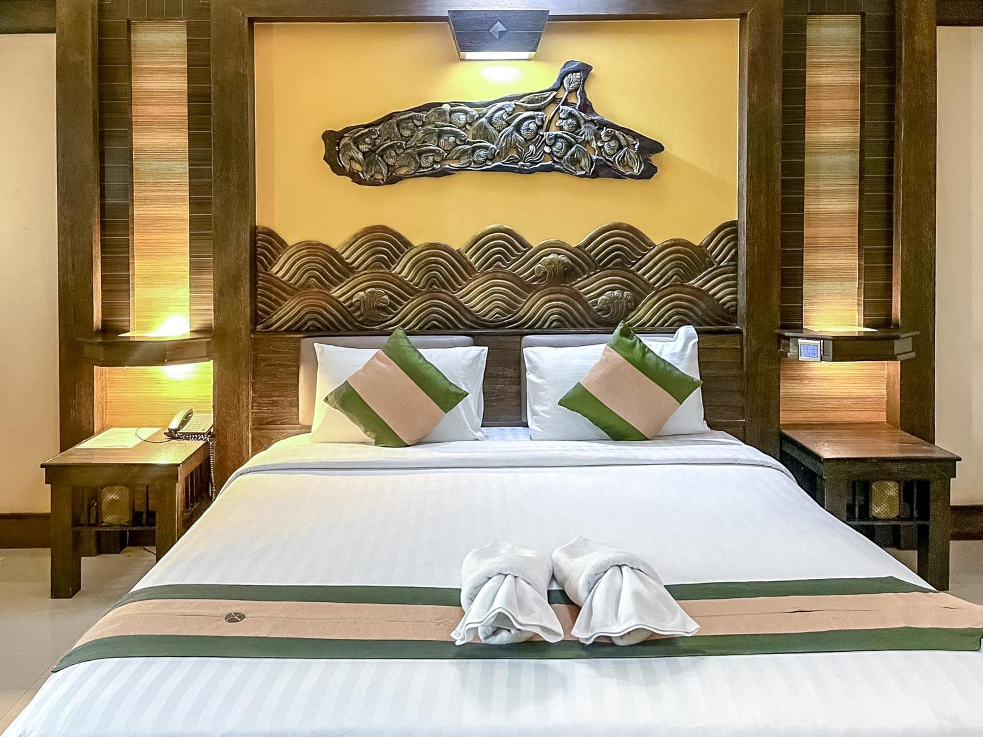 Ruean Phae Royal Park Hotel Phitsanulok Eksteriør bilde