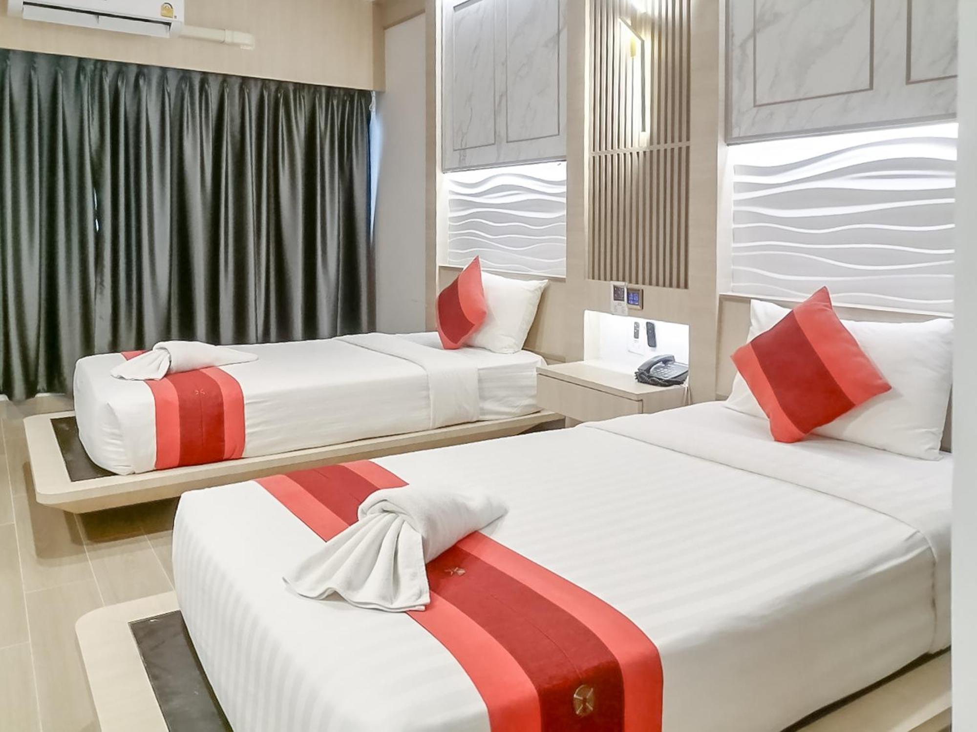 Ruean Phae Royal Park Hotel Phitsanulok Eksteriør bilde