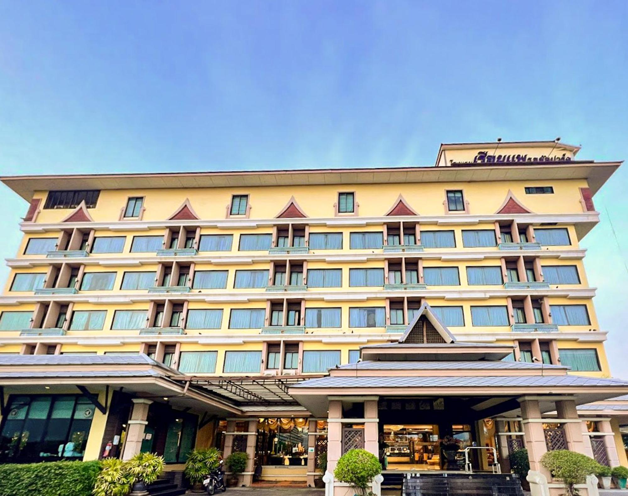 Ruean Phae Royal Park Hotel Phitsanulok Eksteriør bilde