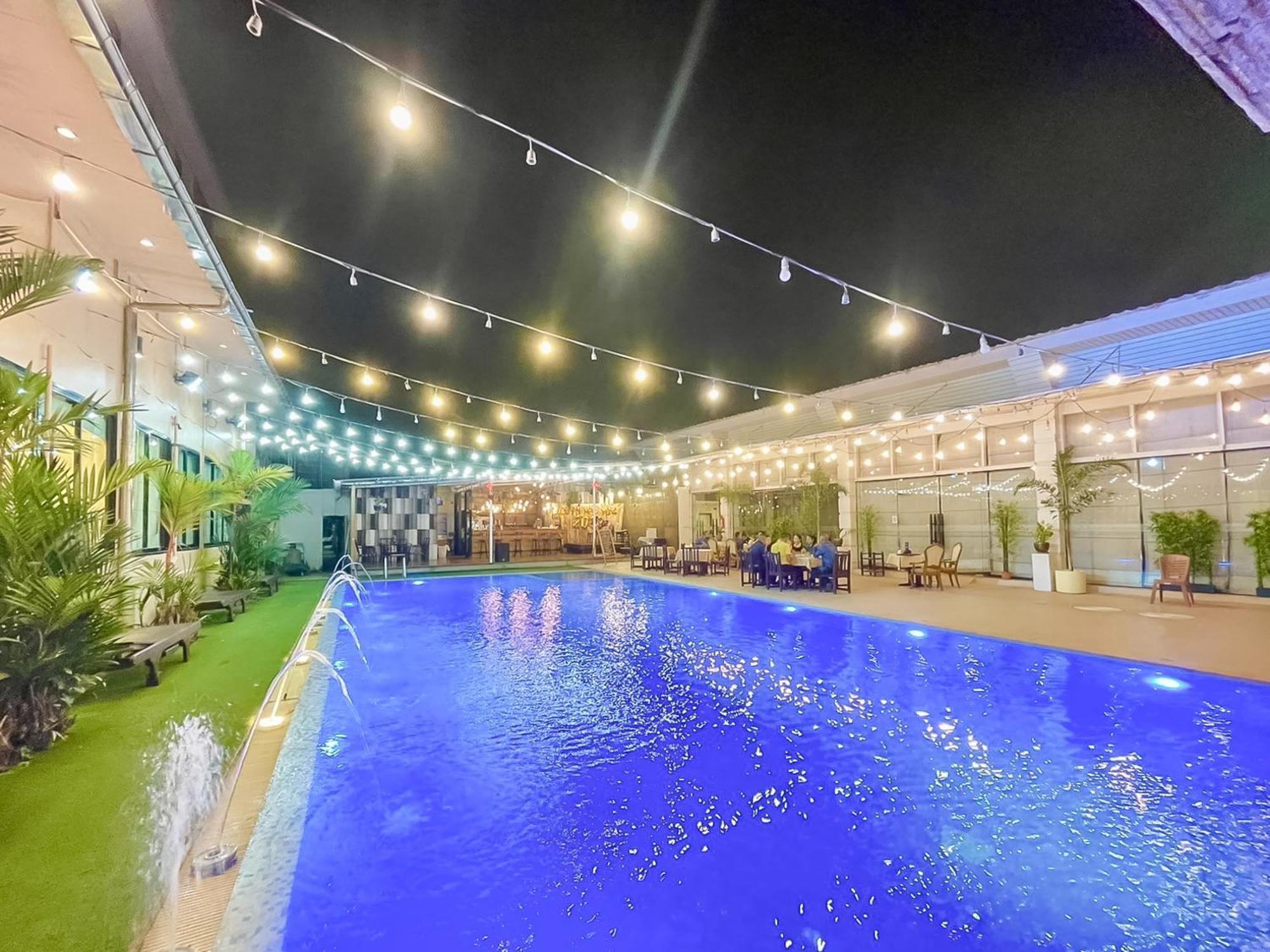 Ruean Phae Royal Park Hotel Phitsanulok Eksteriør bilde