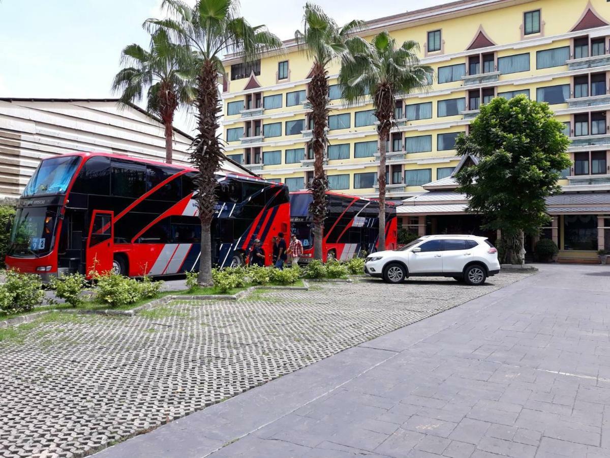 Ruean Phae Royal Park Hotel Phitsanulok Eksteriør bilde