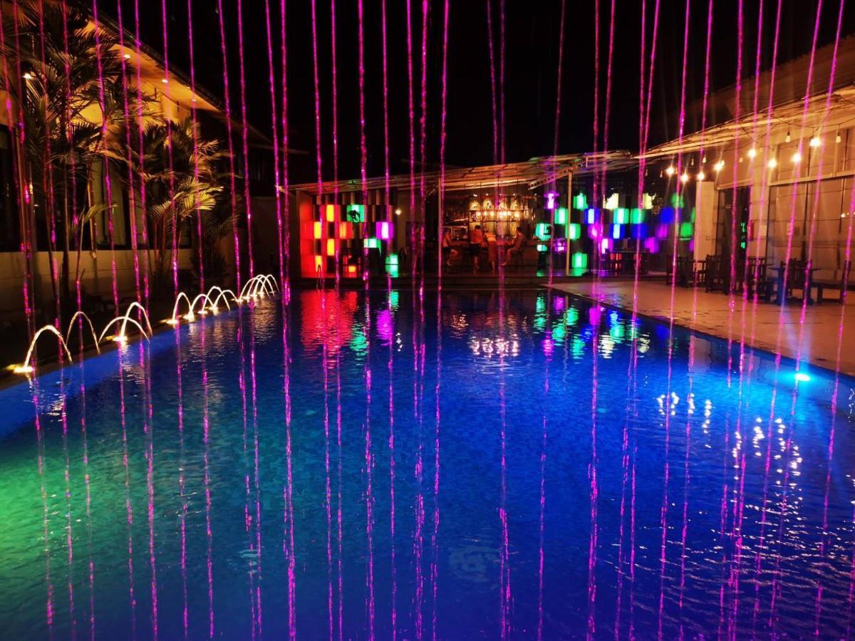 Ruean Phae Royal Park Hotel Phitsanulok Eksteriør bilde